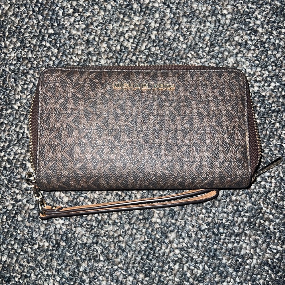 MK Wristlet